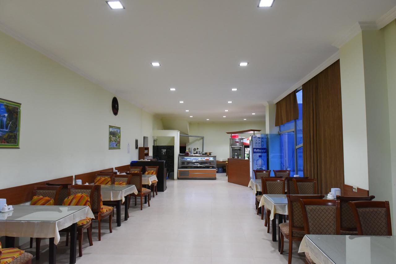 Hotel 725 บาทูมิ ภายนอก รูปภาพ